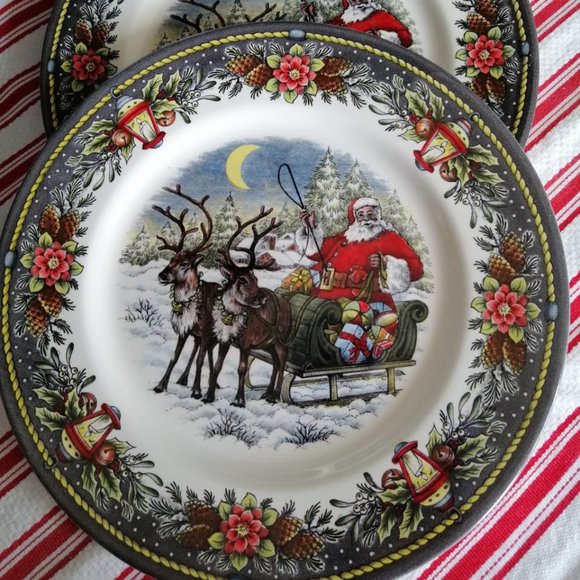 Royal Stafford Other - NWOB Set of 2 Santa Christmas Dinner Plates